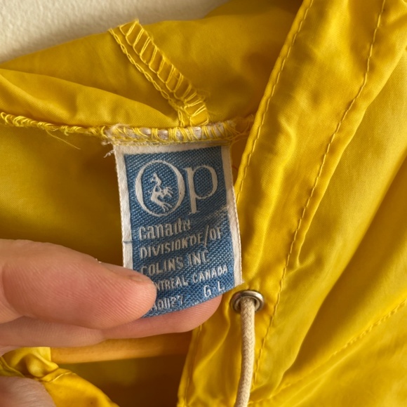 Windbreaker - Picture 3 of 3